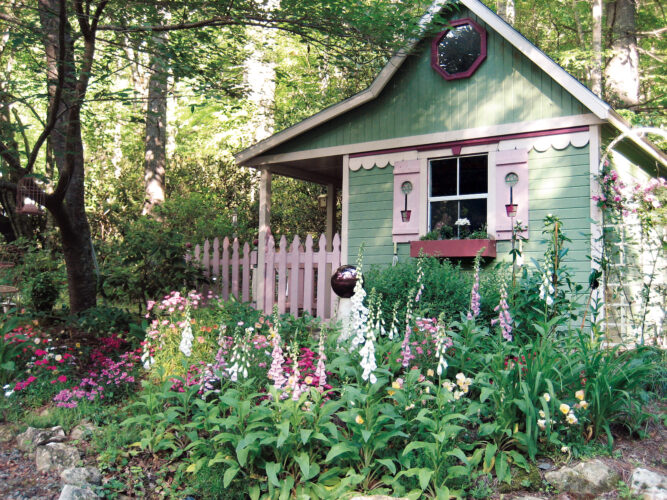 Creative Shed Ideas for your Garden